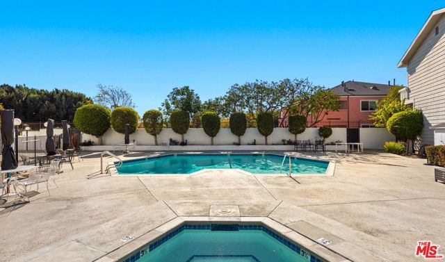 4628 Don Lorenzo Drive, Los Angeles CA: https://media.crmls.org/mediaz/77d24c2c-2a46-407e-95f0-8f8682315c42.jpg