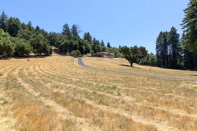 16400 Highway 9, Boulder Creek CA: https://media.crmls.org/mediaz/77d27638-8038-4fa2-ac86-38dfebf69546.jpg