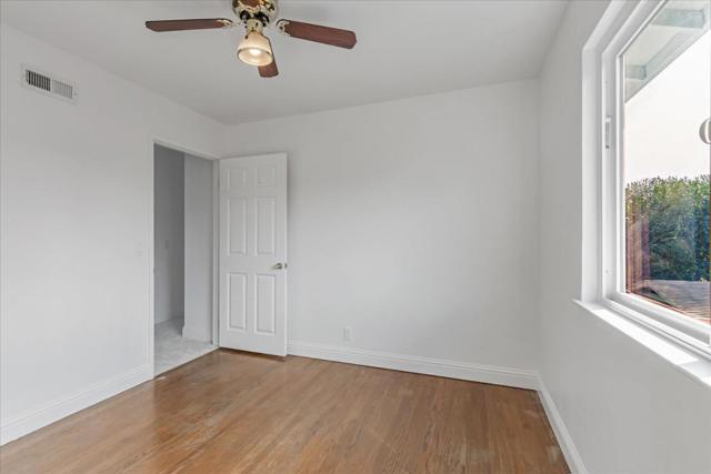 2357 Walden Square, San Jose CA: https://media.crmls.org/mediaz/77d43327-2828-4512-b8d6-7dacba1be182.jpg