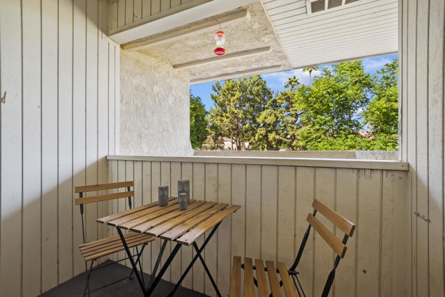 2822 N Auburn Court, Palm Springs CA: https://media.crmls.org/mediaz/77d7e5fd-1a17-4d6c-be74-5bab7988ecdb.jpg