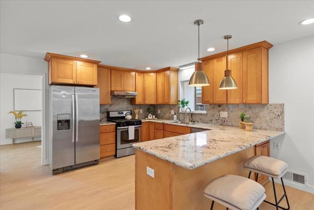 770 Gary Street, Gilroy CA: https://media.crmls.org/mediaz/77d814de-e3d0-4b64-8453-a9ae61dcc684.jpg