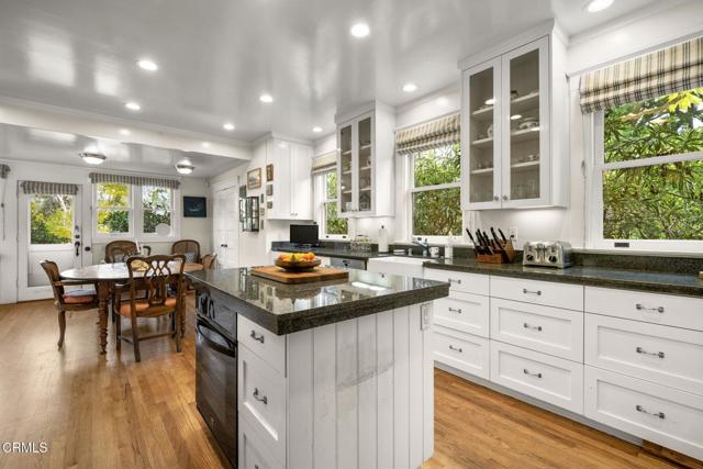 412 Oaklawn Avenue, South Pasadena CA: https://media.crmls.org/mediaz/77d84a6d-73f7-4ab5-87a7-6fea20041243.jpg