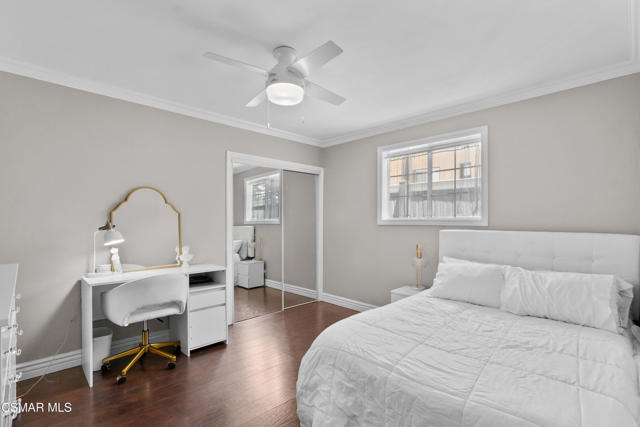 623 E Fairmount Road, Burbank CA: https://media.crmls.org/mediaz/77d9a746-c492-419a-9b03-2a64875b3e68.jpg