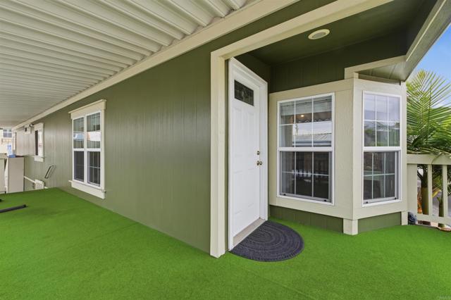 Detail Gallery Image 6 of 43 For 8545 Mission Gorge Rd. #SPC.#147,  Santee,  CA 92071 - 3 Beds | 2 Baths