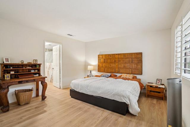211 Camino Arroyo S, Palm Desert CA: https://media.crmls.org/mediaz/77db2d51-589d-4e65-8424-b3749a917a7b.jpg