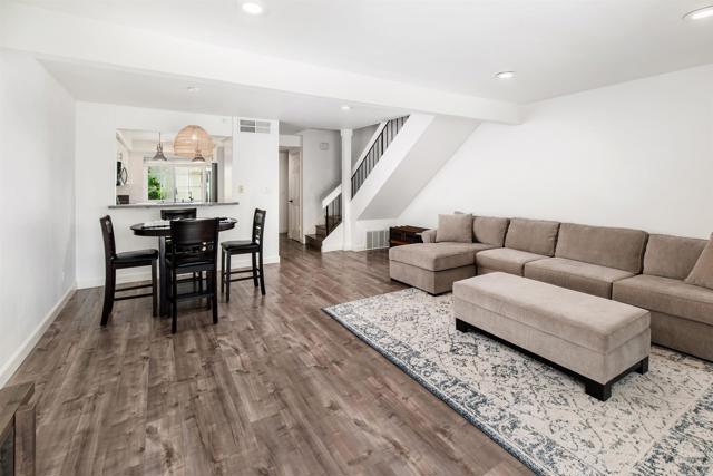 Detail Gallery Image 11 of 31 For 6819 Alderwood Dr, Carlsbad,  CA 92011 - 2 Beds | 2/1 Baths