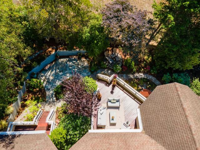 590 Miramar Drive, Half Moon Bay CA: https://media.crmls.org/mediaz/77dc1113-fc4e-4a35-92e7-407875ce910f.jpg