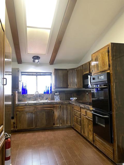 Detail Gallery Image 22 of 34 For 18461 Santa Anita St, Tehachapi,  CA 93561 - 3 Beds | 2 Baths