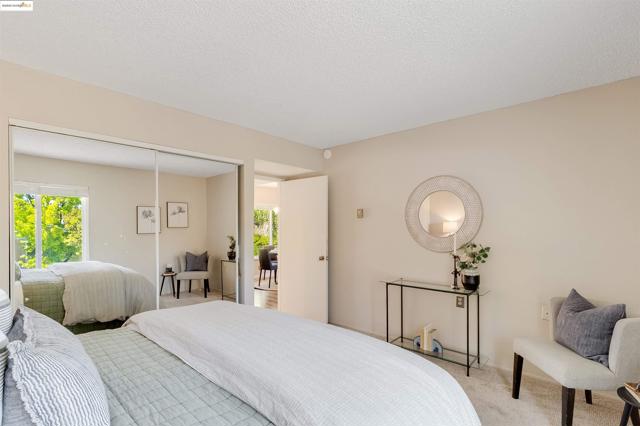 1405 Ptarmigan Dr, Walnut Creek CA: https://media.crmls.org/mediaz/77de3763-1676-403b-a8c9-857c10c1a086.jpg