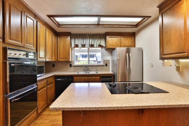 4908 New Ramsey Court, San Jose CA: https://media.crmls.org/mediaz/77de4875-2de7-4d03-b376-630d602c5d06.jpg