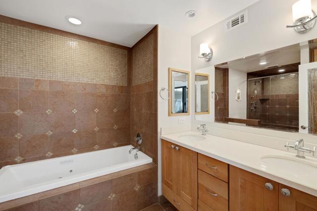 420 Esplanade, Redondo Beach, California 90277, 2 Bedrooms Bedrooms, ,2 BathroomsBathrooms,Residential,For Sale,Esplanade,ML82036336