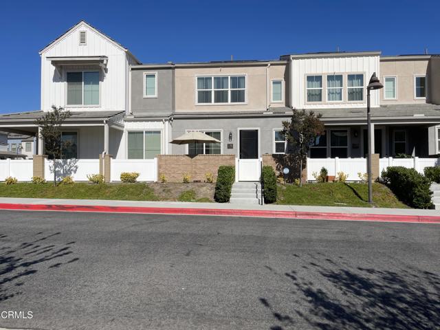 Detail Gallery Image 7 of 67 For 130 Farmhouse Dr #2,  Simi Valley,  CA 93065 - 3 Beds | 2/1 Baths