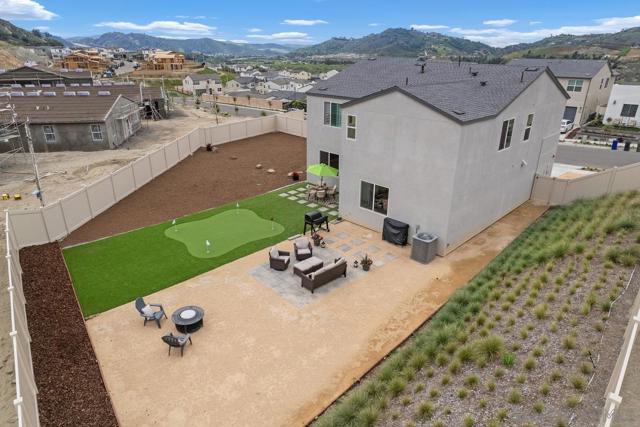 35505 Orchard Trails, Fallbrook CA: https://media.crmls.org/mediaz/77df9007-6dd8-40dd-abbe-8e1ede00487b.jpg