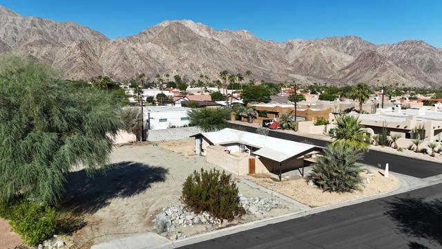 77643 Temecula, La Quinta CA: https://media.crmls.org/mediaz/77dfa22f-8ebc-4be6-9b3e-81f14c173e47.jpg