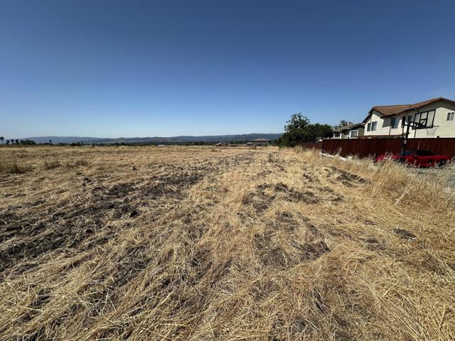 0 Mira Lagos Drive, Morgan Hill CA: https://media.crmls.org/mediaz/77e2b75d-b241-4025-ad9d-e96e49764d14.jpg