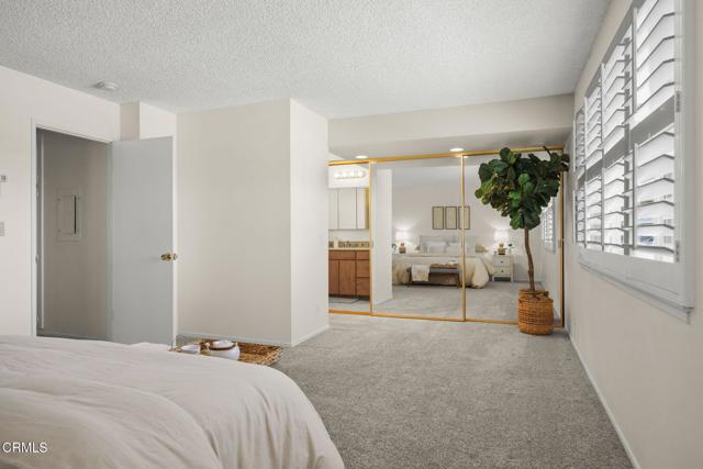 334 E Elfin Green, Port Hueneme CA: https://media.crmls.org/mediaz/77e2d7bd-98bd-4cde-94e3-77f22cc1b788.jpg