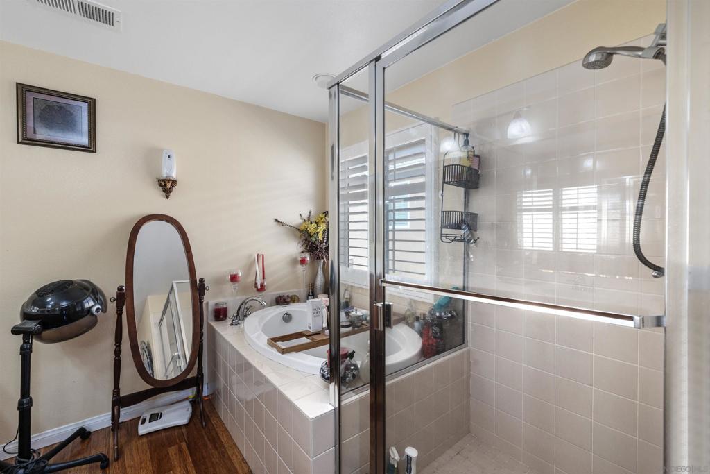 MLS #250042858SD image #31