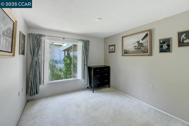 1400 Canyonwood, Walnut Creek CA: https://media.crmls.org/mediaz/77e2edb8-3b2f-4bce-92b8-564f1ea7bd2c.jpg