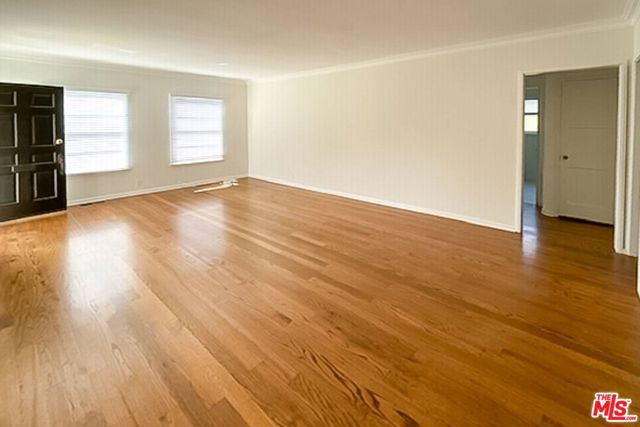 1229 Smithwood Drive, Los Angeles CA: https://media.crmls.org/mediaz/77e34f40-09c8-4241-a2fd-ce636e8fc46a.jpg