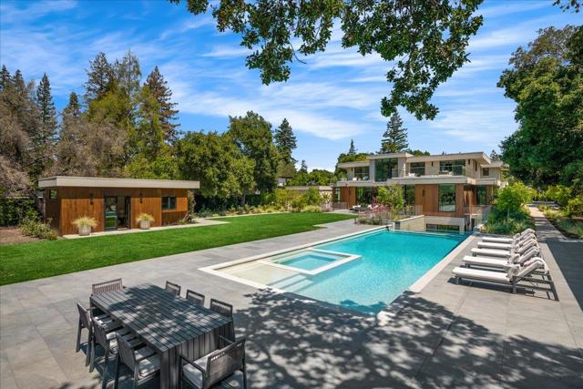 88 Tuscaloosa Avenue, Atherton CA: https://media.crmls.org/mediaz/77e4a5ea-72a8-4e43-9a01-74d78e64cac9.jpg