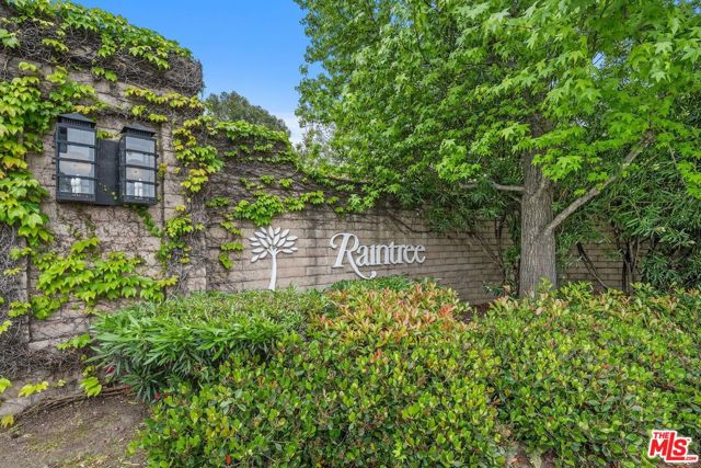 1211 Raintree Circle photo 3