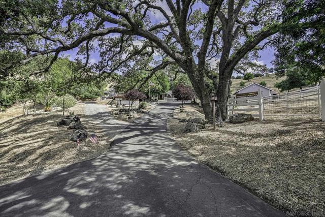 1755 W Edmundson Ave, Morgan Hill CA: https://media.crmls.org/mediaz/77e5f7e1-5799-4359-8dc3-64f541e06640.jpg