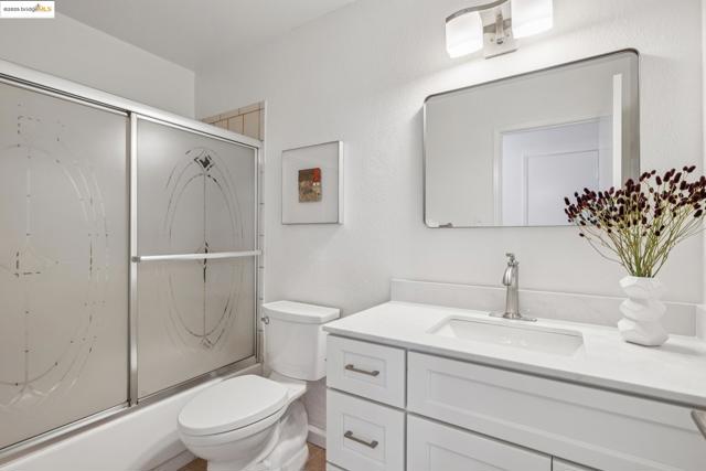 934 Bancroft Rd, Concord CA: https://media.crmls.org/mediaz/77e7bb46-ea59-417b-9868-b36a544e2f82.jpg