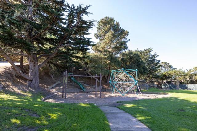 642 Cypress Street, Monterey CA: https://media.crmls.org/mediaz/77e8680b-2ef3-407c-b1ab-90900d4e4036.jpg