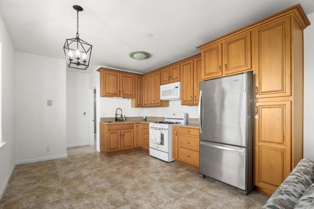 960 Smith Rd, Watsonville CA: https://media.crmls.org/mediaz/77e89f88-c92a-4304-8e4b-0b09156df9c7.jpg