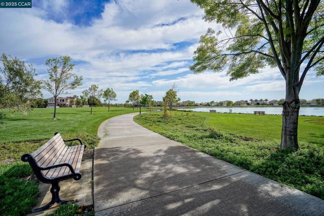 507 Livingston Court, Discovery Bay CA: https://media.crmls.org/mediaz/77e8c460-b7c3-4a70-a7f1-cf2ab22db09d.jpg