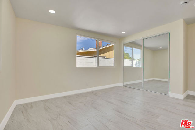 18800 Cohasset Street, Reseda CA: https://media.crmls.org/mediaz/77e8c4cb-9a62-4652-b0af-bdd19543cb9f.jpg