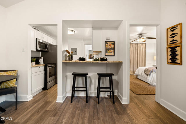 Detail Gallery Image 4 of 20 For 7890 E Spring St 13j,  Long Beach,  CA 90815 - 2 Beds | 1 Baths