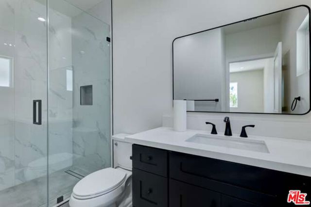 7444 Ostrom Avenue, Van Nuys CA: https://media.crmls.org/mediaz/77ec51f7-cdfc-49ac-948d-d1bcfc93055d.jpg