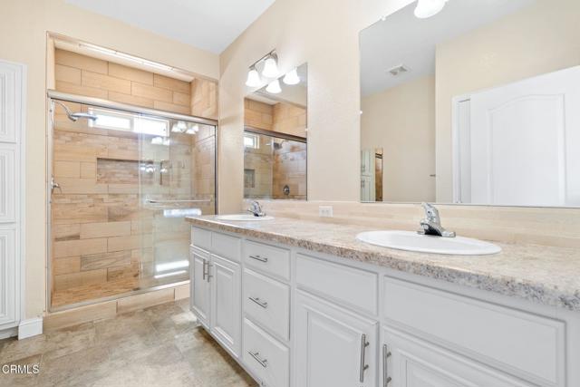 Detail Gallery Image 21 of 35 For 5540 W 5th St #1,  Oxnard,  CA 93035 - 3 Beds | 2 Baths
