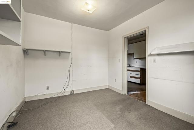 3050 Shattuck, Berkeley CA: https://media.crmls.org/mediaz/77ed5165-1d95-4581-bdcc-982b69f8d0e2.jpg