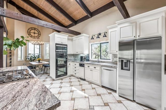 61 Oak Haven Way, Woodside CA: https://media.crmls.org/mediaz/77ed94bd-f5cb-4df5-91c8-a0809ca23d40.jpg