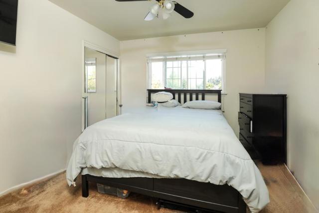 494 Dover Way, Campbell CA: https://media.crmls.org/mediaz/77edb1b0-cec2-4742-acd1-3ce004378c58.jpg