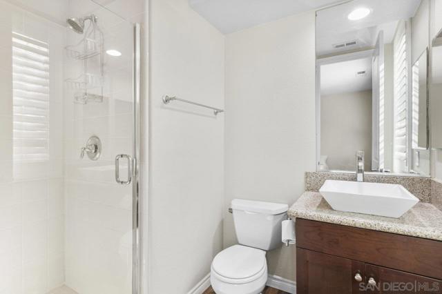 2957 Ranch Gate Rd, Chula Vista CA: https://media.crmls.org/mediaz/77ef3075-b7f0-4cb9-b345-8696cd9b8098.jpg