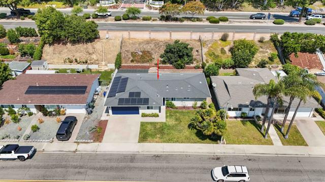 918 La Tierra Dr, San Marcos CA: https://media.crmls.org/mediaz/77eff83a-4e8d-47bf-9237-7b50f76786aa.jpg