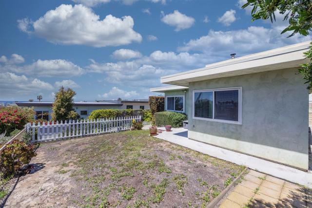 4768 72 Coronado Ave Avenue, San Diego CA: https://media.crmls.org/mediaz/77f05058-45f1-4a30-9d47-04d49cd1839a.jpg