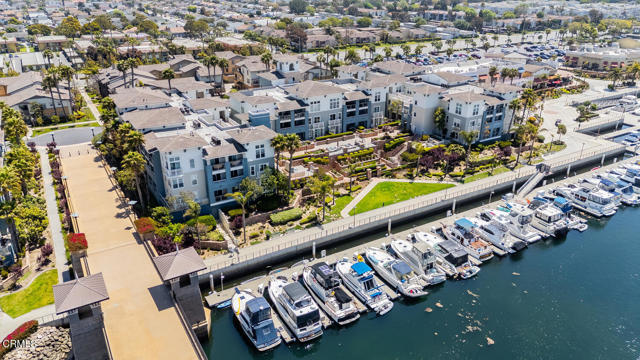 Detail Gallery Image 3 of 42 For 1541 Windshore Way, Oxnard,  CA 93035 - 2 Beds | 2 Baths