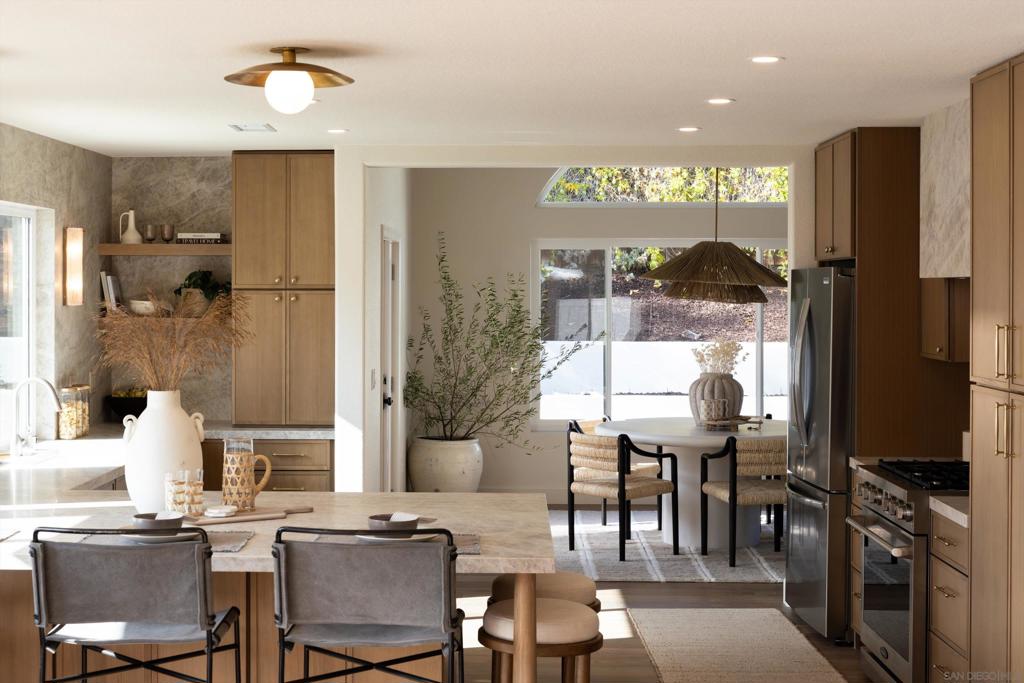 7033 El Fuerte St - photo 18