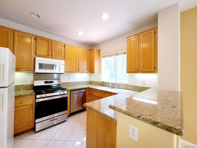 4101 Arroyo Way, National City CA: https://media.crmls.org/mediaz/77f5995f-c9e5-4b54-8491-fcaf3d5b7bfa.jpg
