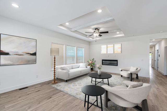 258 Yosemite Road, San Rafael CA: https://media.crmls.org/mediaz/77f5a251-360c-4698-93b3-957315f673a8.jpg