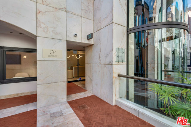  Commercial for Sale in Beverly Hills, California