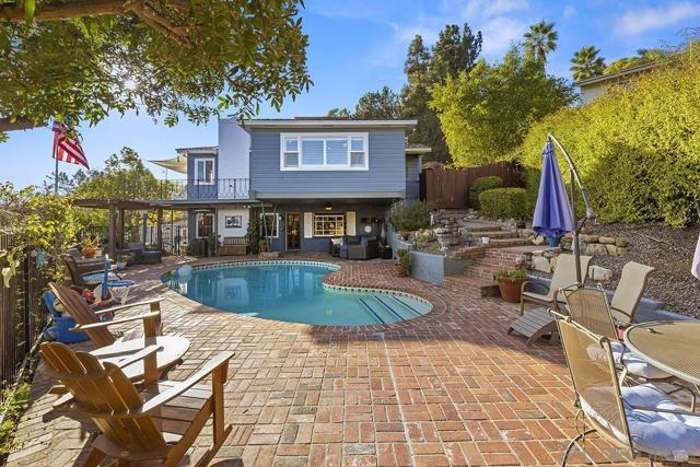 pool and surrounding patio, great for outdoor living!