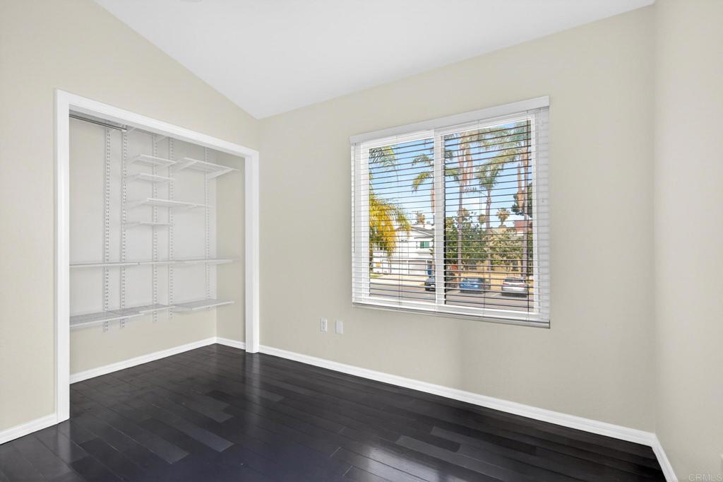 4482 North Avenue - photo 20