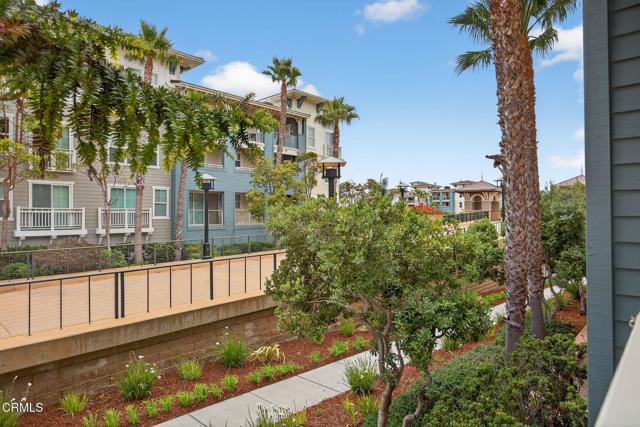 1423 Windshore Way, Oxnard CA: https://media.crmls.org/mediaz/77f71576-1e1f-4802-884f-67b6f85c804c.jpg