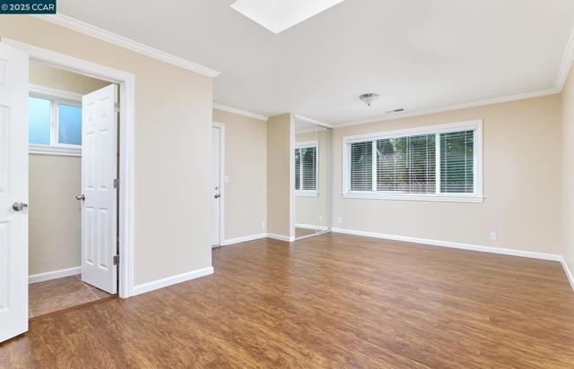 345 Swan Way, Vallejo CA: https://media.crmls.org/mediaz/77f750fc-d065-4eb9-abd6-9737b2ff8174.jpg