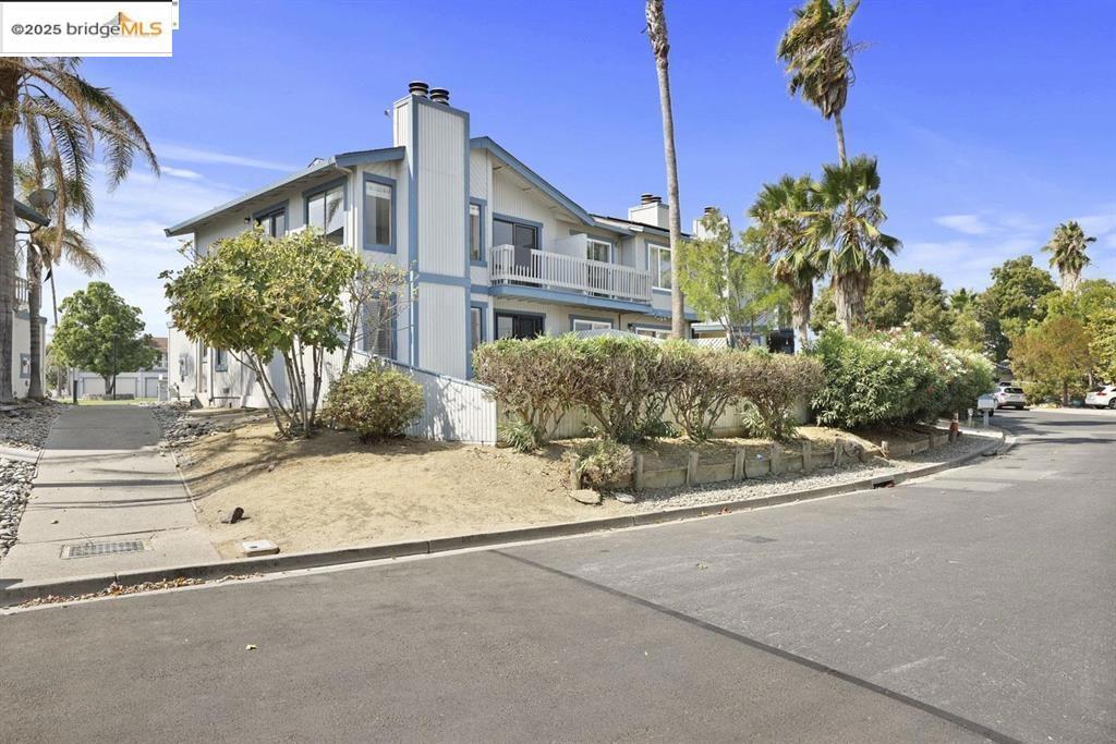 927 LIDO CIRCLE